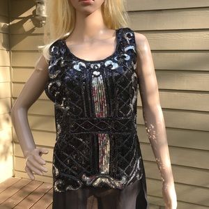 ELEGANTLY SEQUENCED EVENING TOP IN MINT CONDITION